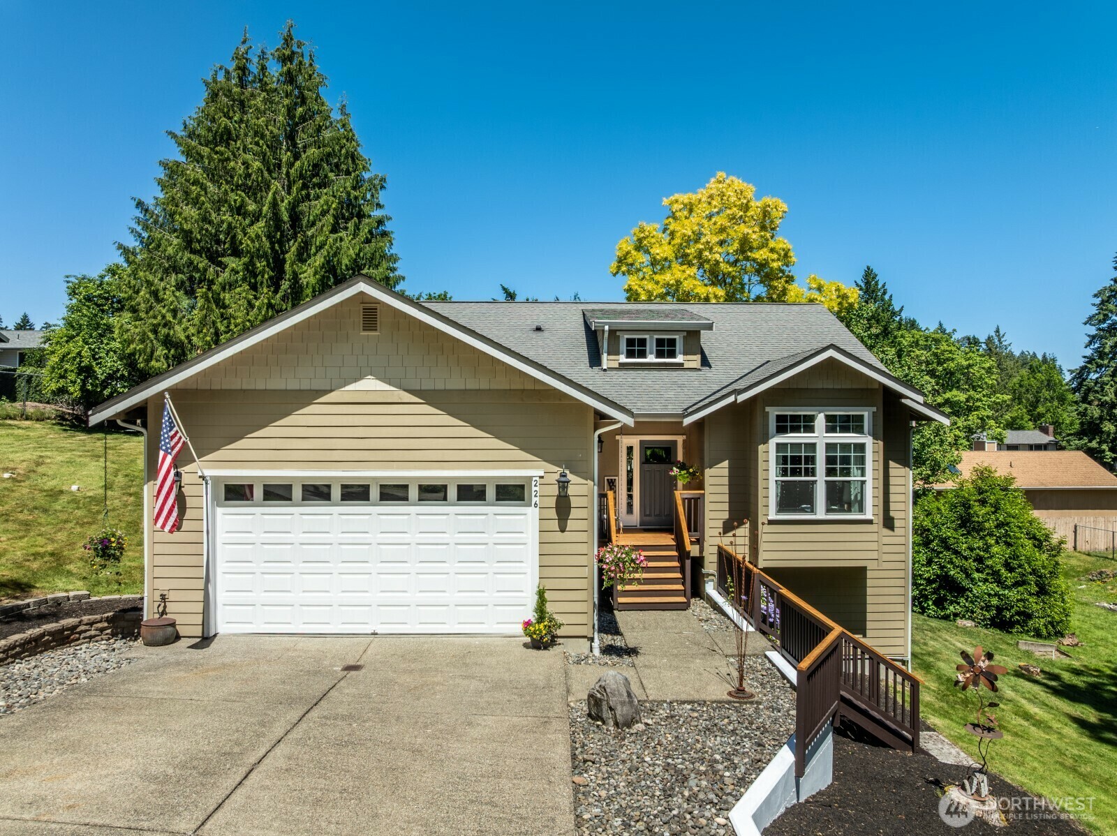Property Photo: 226 Alnus Way WA 98310