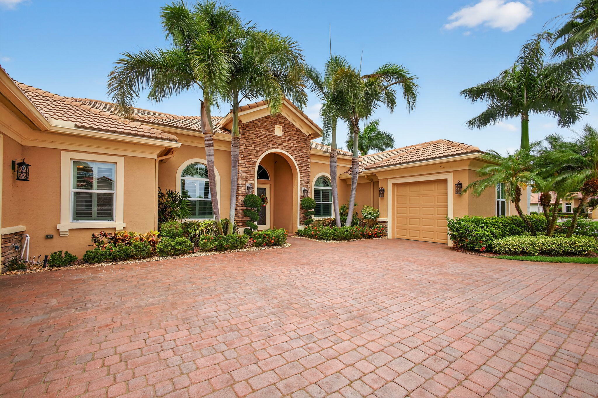 Property Photo: 6973 SE Pierre Circle FL 34997