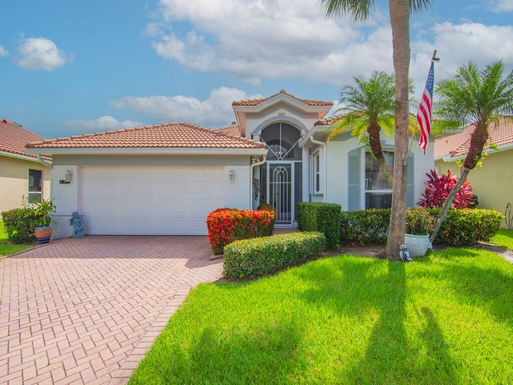 Property Photo: 596 NW Lambrusco Drive FL 34986