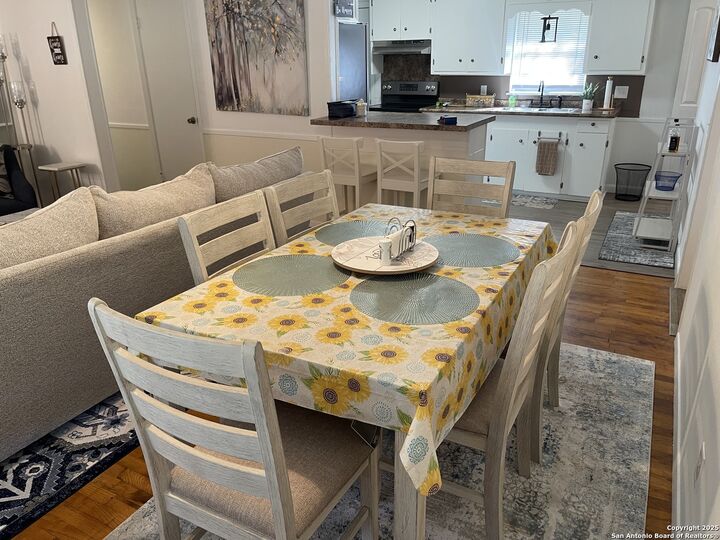 Property Photo:  113 Creekview  TX 78133 