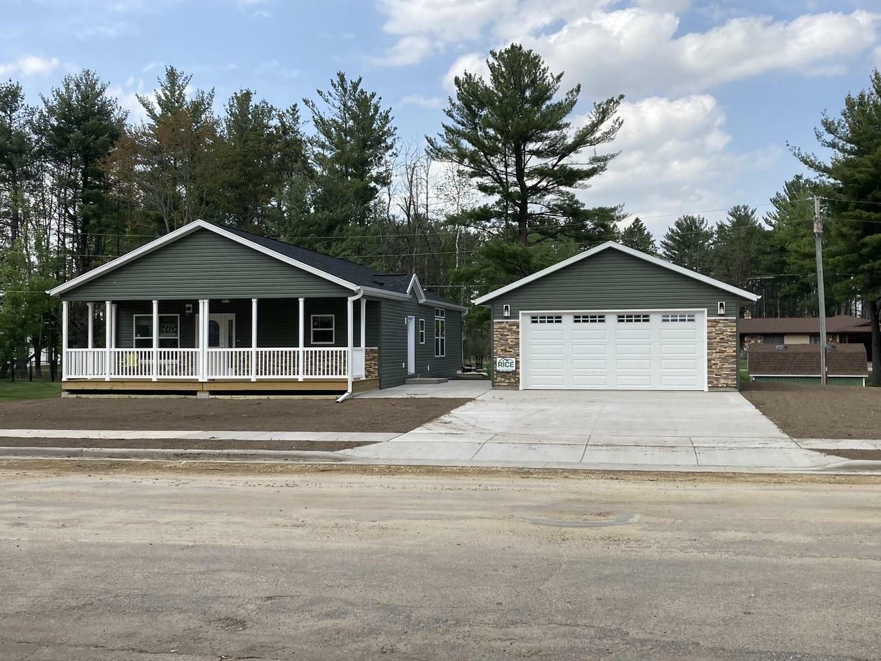 501 View Street  Tomah WI 54660 photo