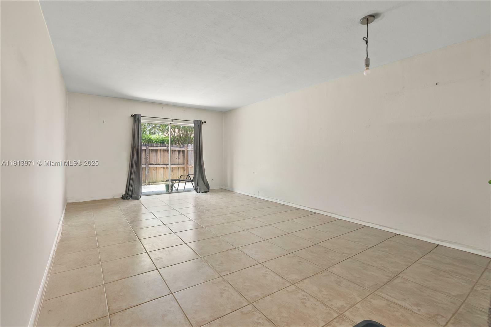 Property Photo: 6711 N Kendall Dr 505 FL 33156