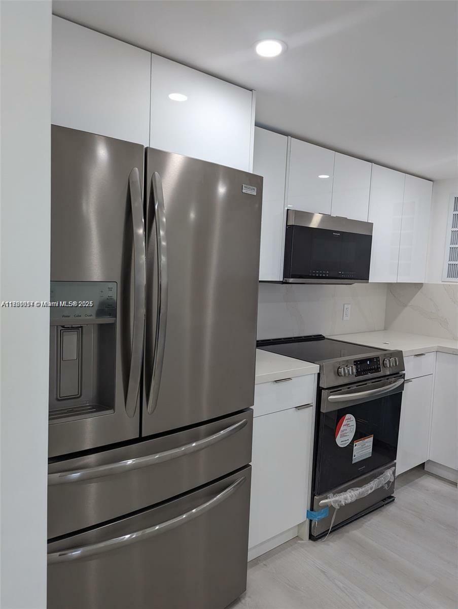 Property Photo: 2801 NE 183rd St 1709W FL 33160