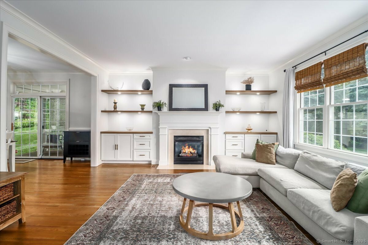 Property Photo: 22 Woods Way 22 CT 06896