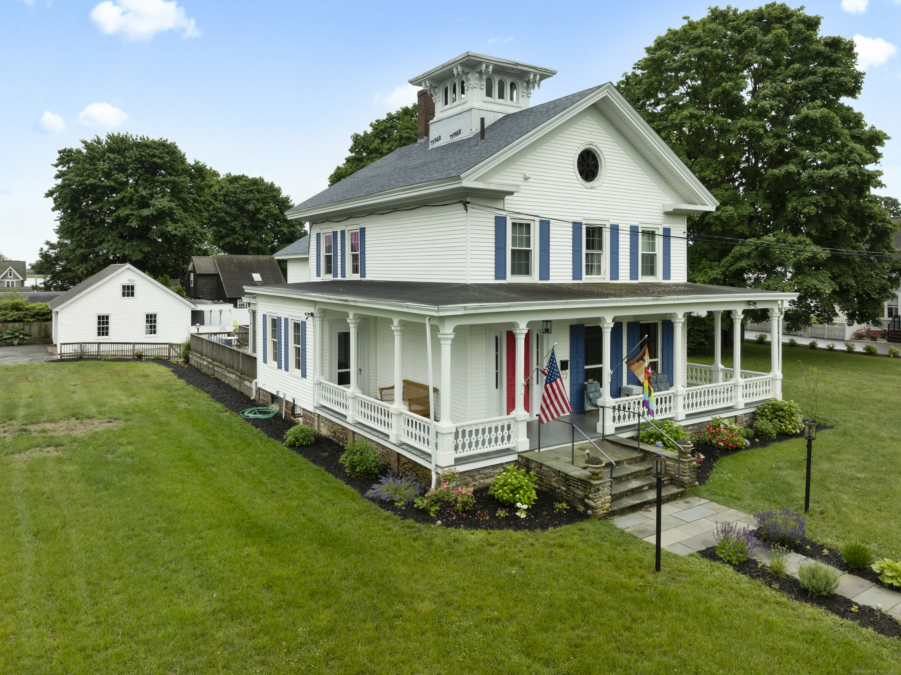 Property Photo: 122 College Street CT 06475