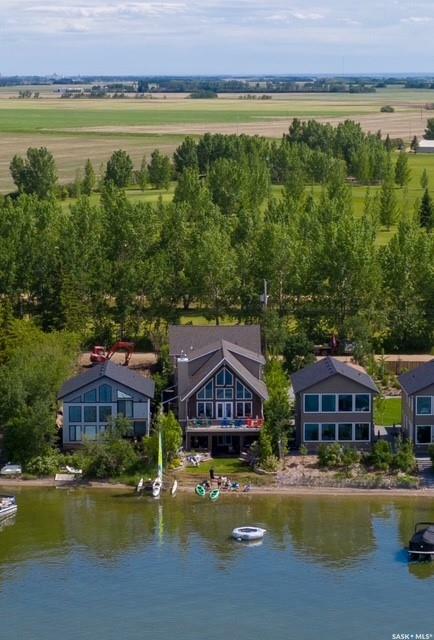 Property Photo:  307 Lakeview Avenue  SK S0M 1X0 