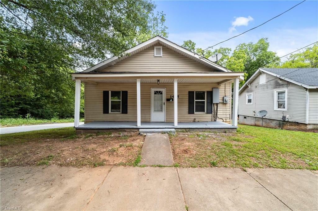 Property Photo: 1405 Gholson Avenue NC 27107