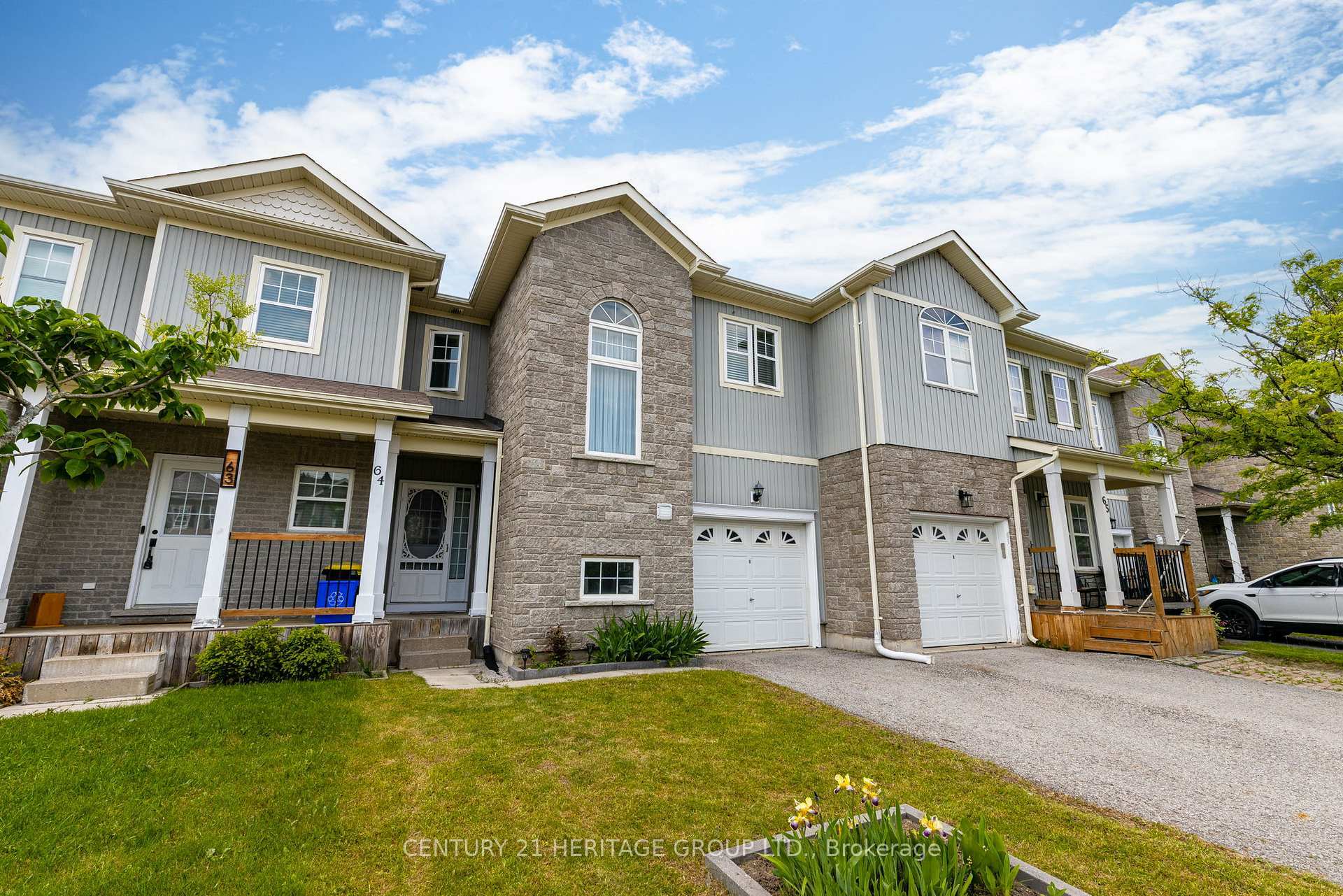 Property Photo: 800 West Ridge Boulevard 64 ON L3V 0A1