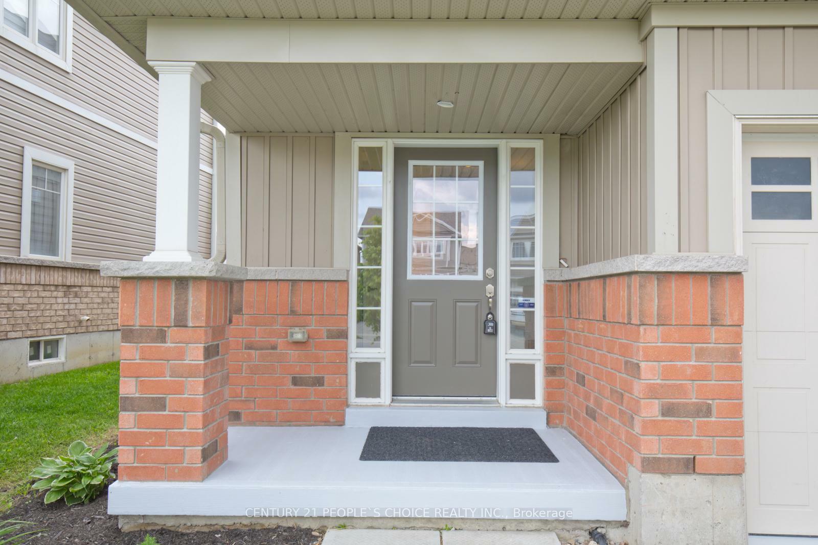 Photo de la propriété: 102 Knight Street ON L9R 0R6