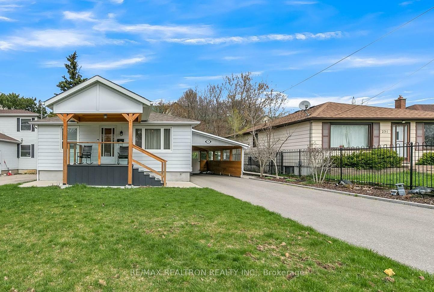 Property Photo: 245 Elmwood Avenue ON L4C 1L3