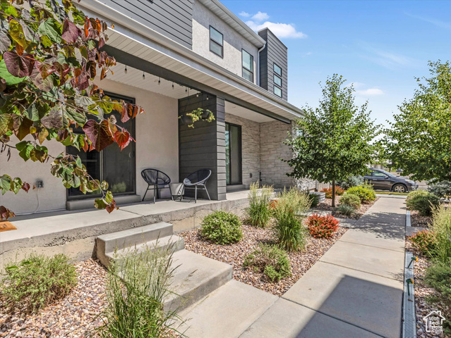 Property Photo: 9217 S Holiday Bowl Ct E UT 84094