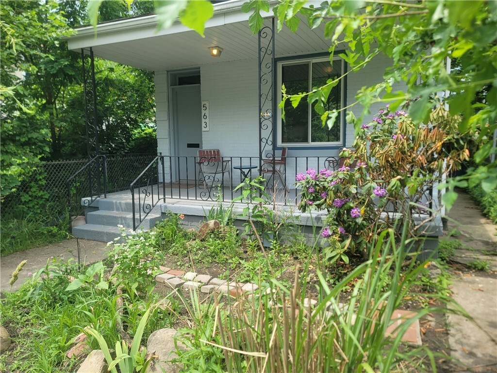 Property Photo: 563 N Richland St PA 15208