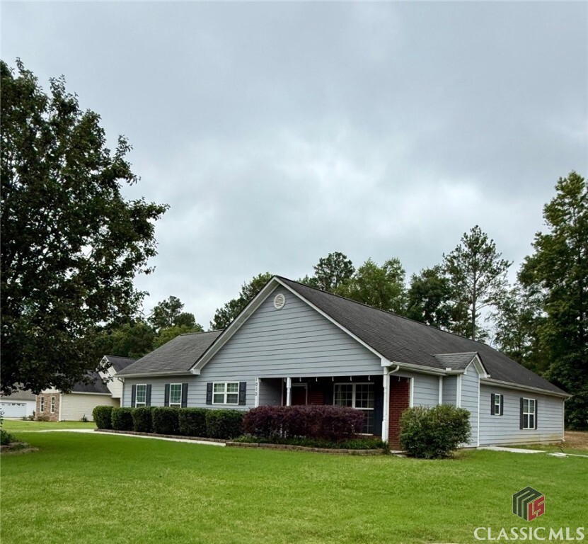 Property Photo:  1013 Navaho Trail  GA 30655 