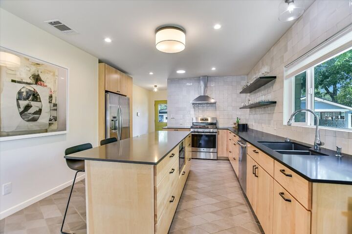 Property Photo:  3004 Breeze Terrace  TX 78722 