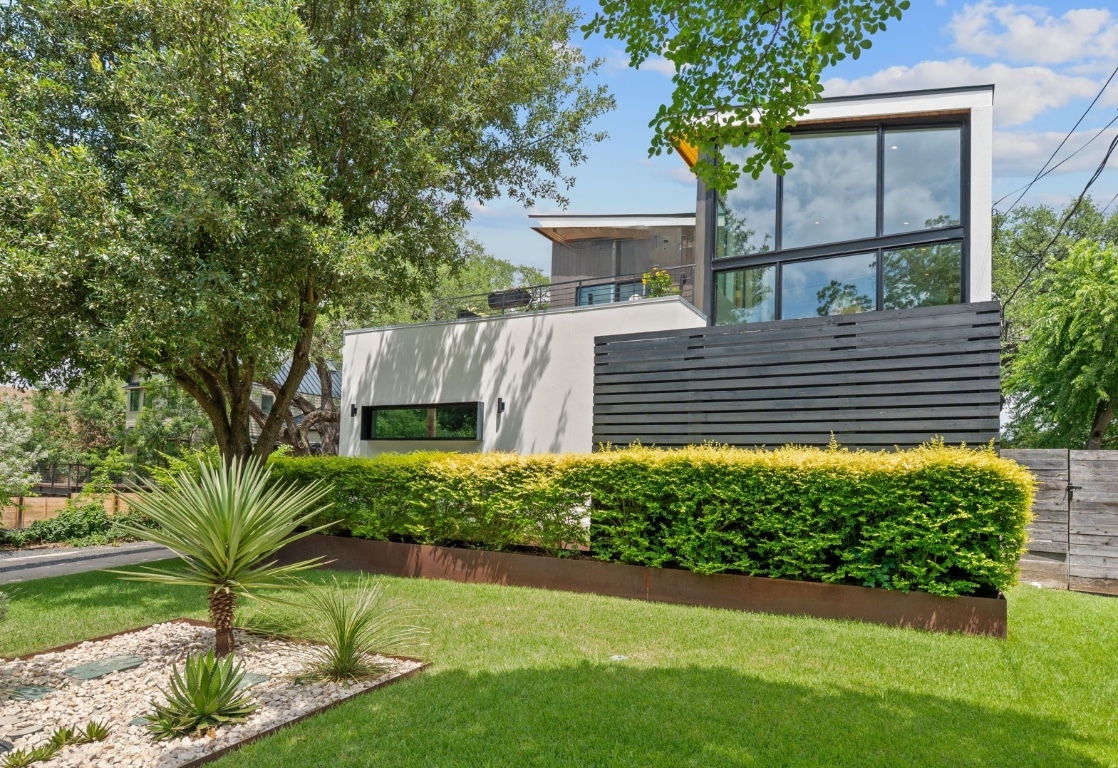 1605 Chelsea Lane 1  Austin TX 78704 photo