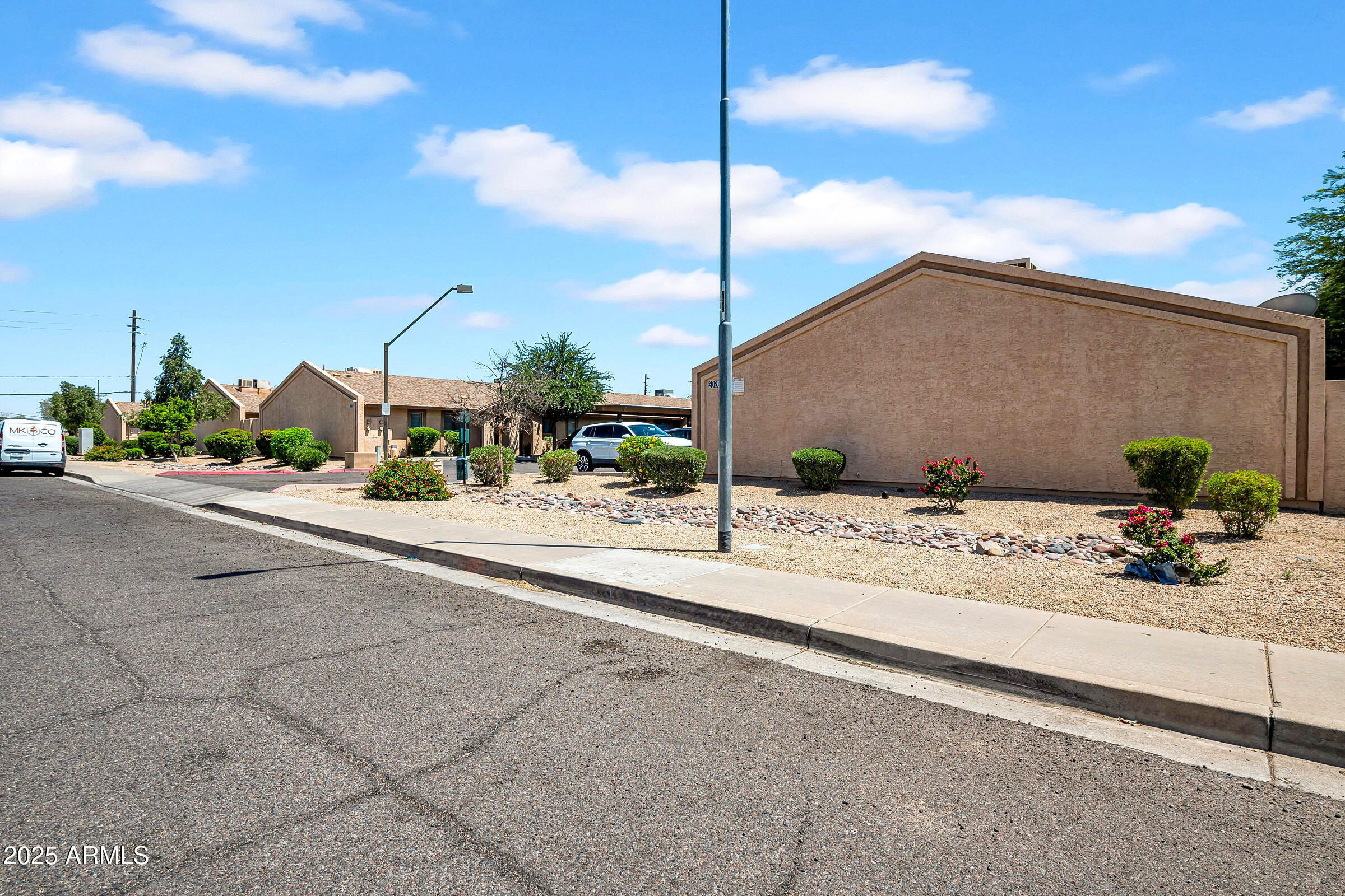 Property Photo:  3027 E Grandview Road 1  AZ 85032 