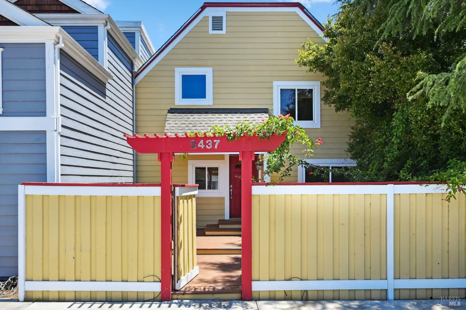 Property Photo: 2437 Topaz Drive CA 94945