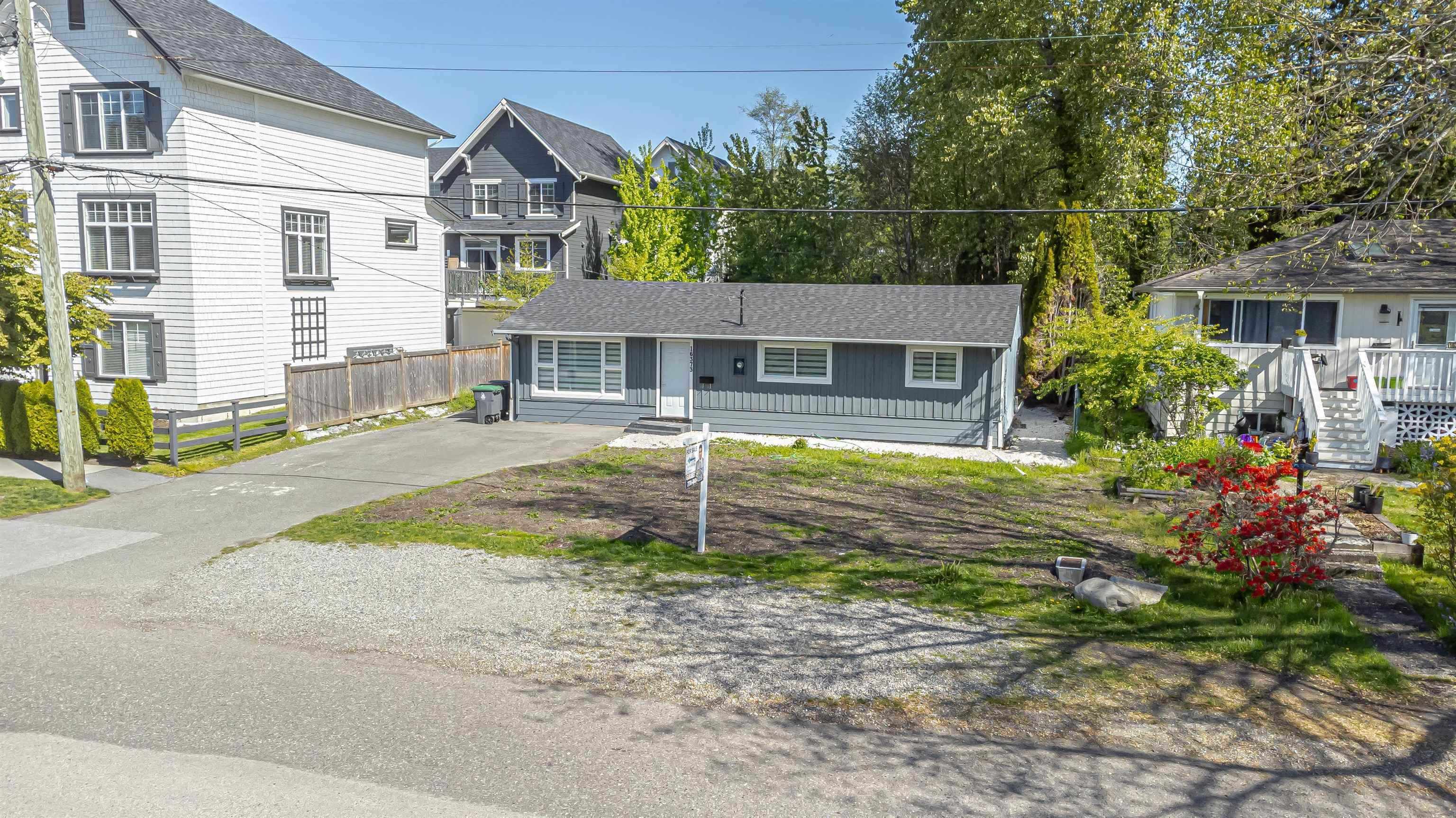 Property Photo: 16373 15 Avenue BC V4A 1L4
