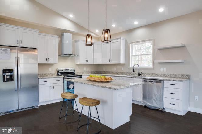 Property Photo: 880 Campers Lane VA 22546