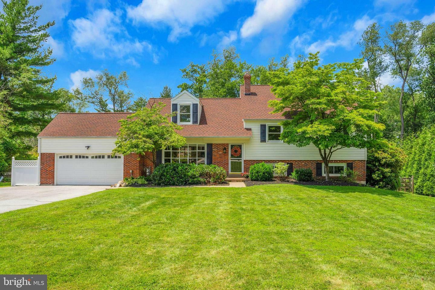 Property Photo: 76 S Forge Manor Drive PA 19460