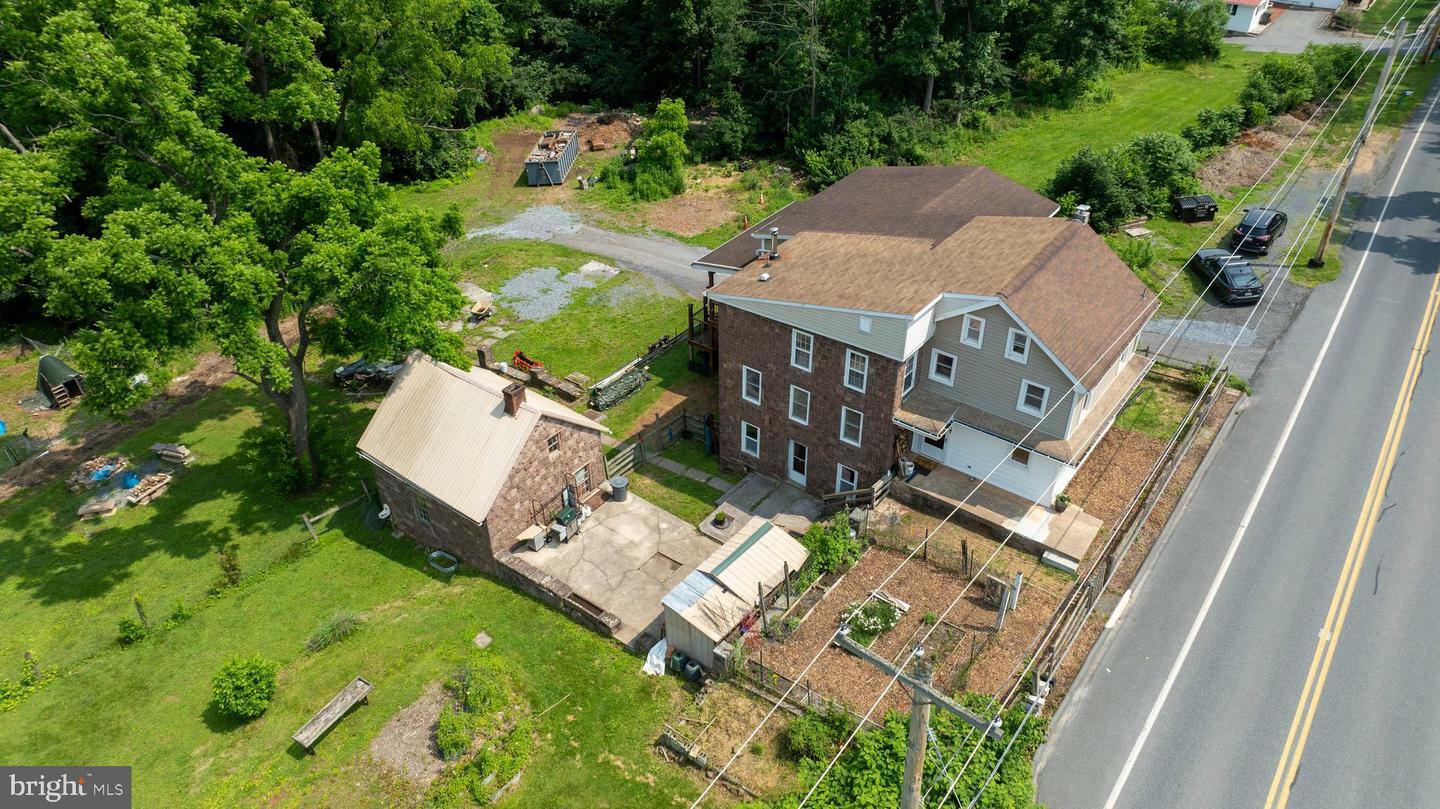 Property Photo: 741 Reinholds Road PA 17517
