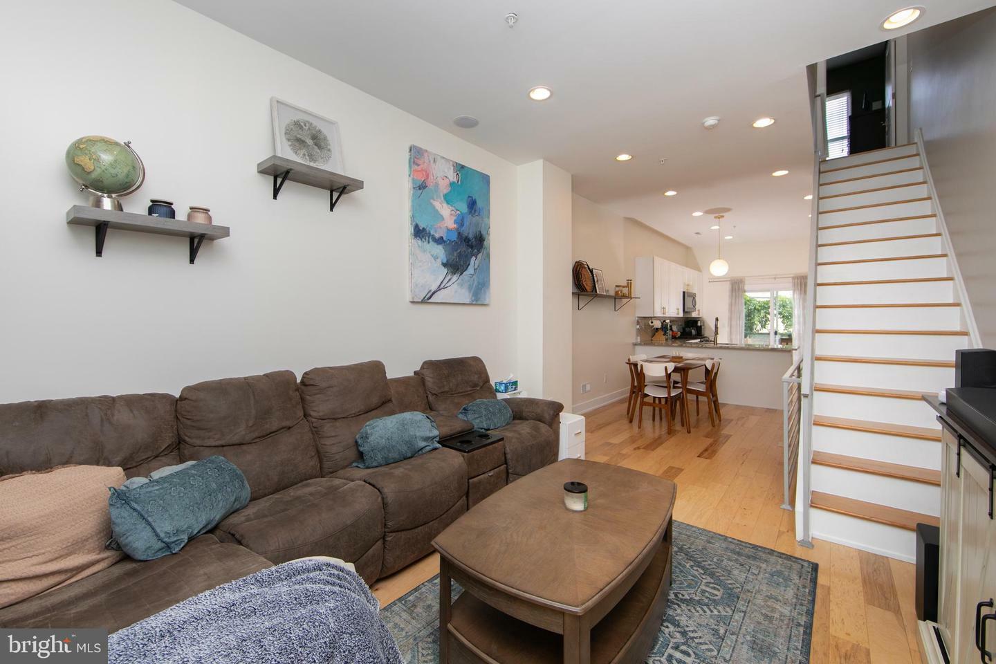 Property Photo: 419 Emily Street PA 19148