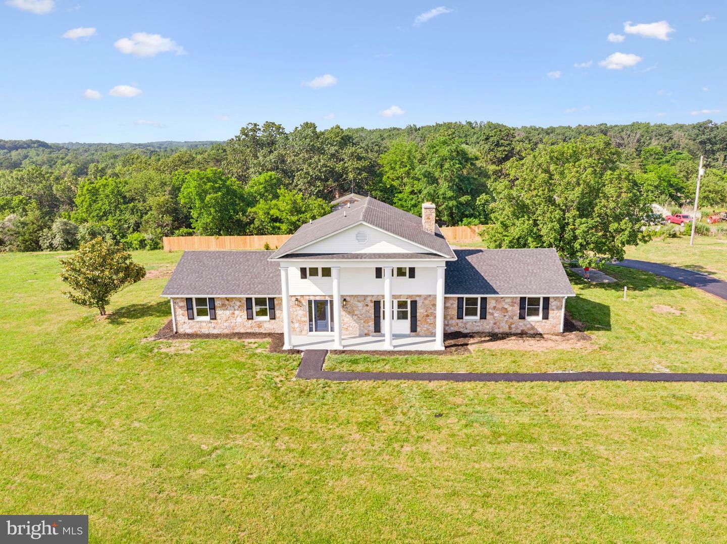 977 W Parkins Mill Road  Winchester VA 22602 photo