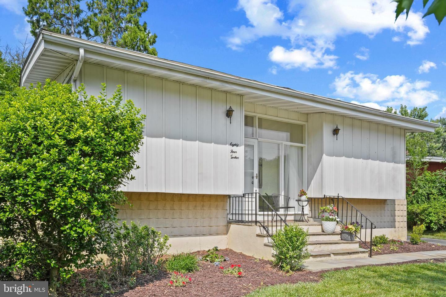 Property Photo: 8412 Winands Road MD 21208