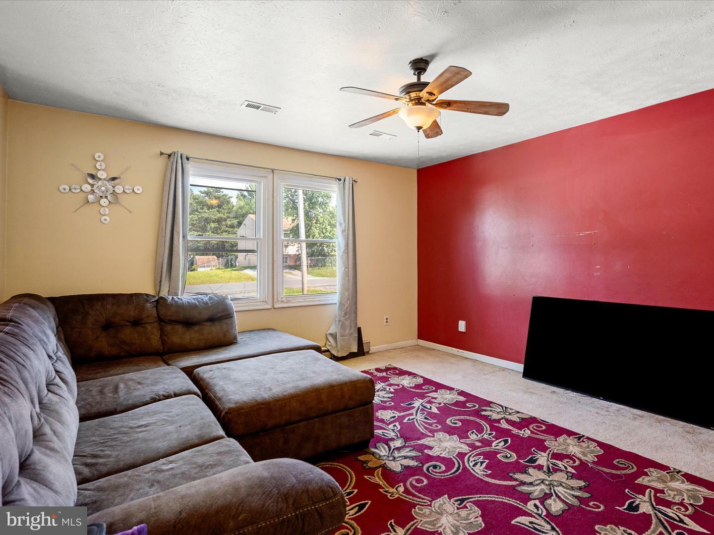 Property Photo: 147 Country Park Drive VA 22602