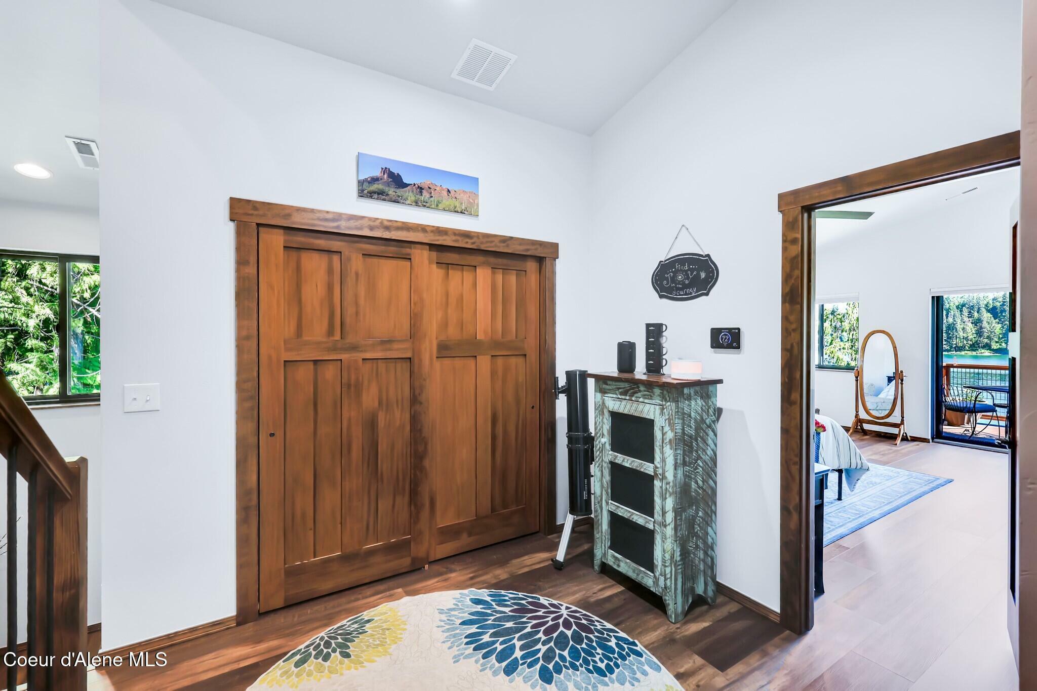 Property Photo: 115 W Lakeview Blvd ID 83856