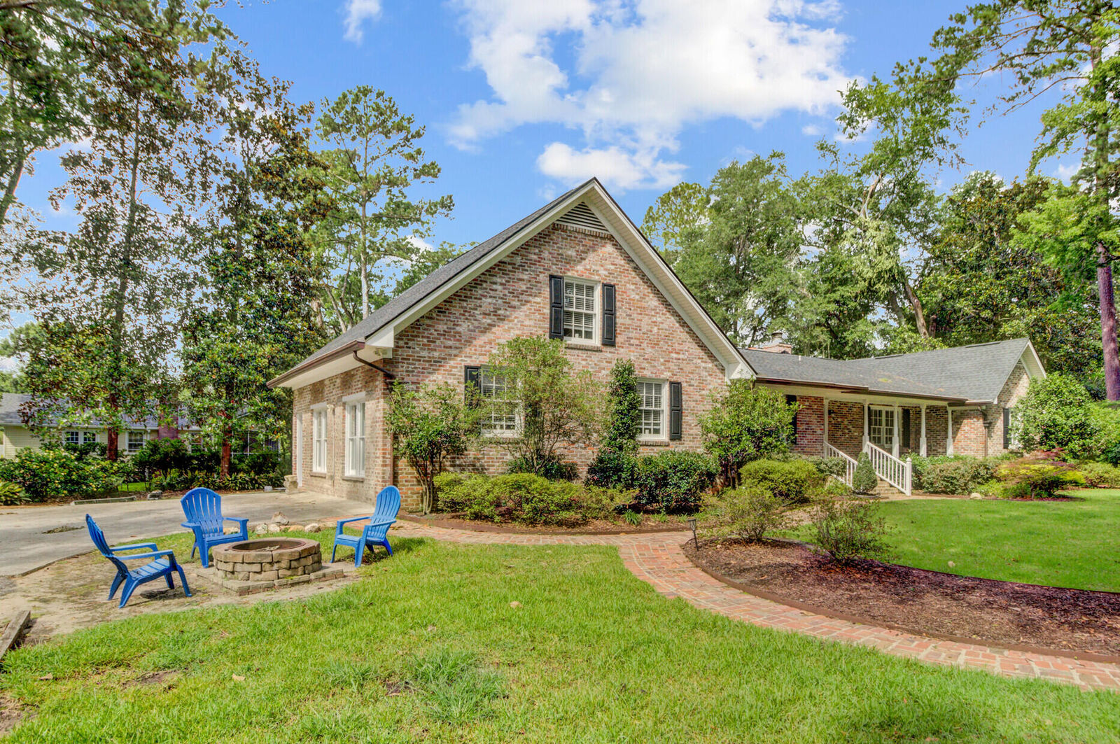 Property Photo: 110 W 2nd South Street SC 29483