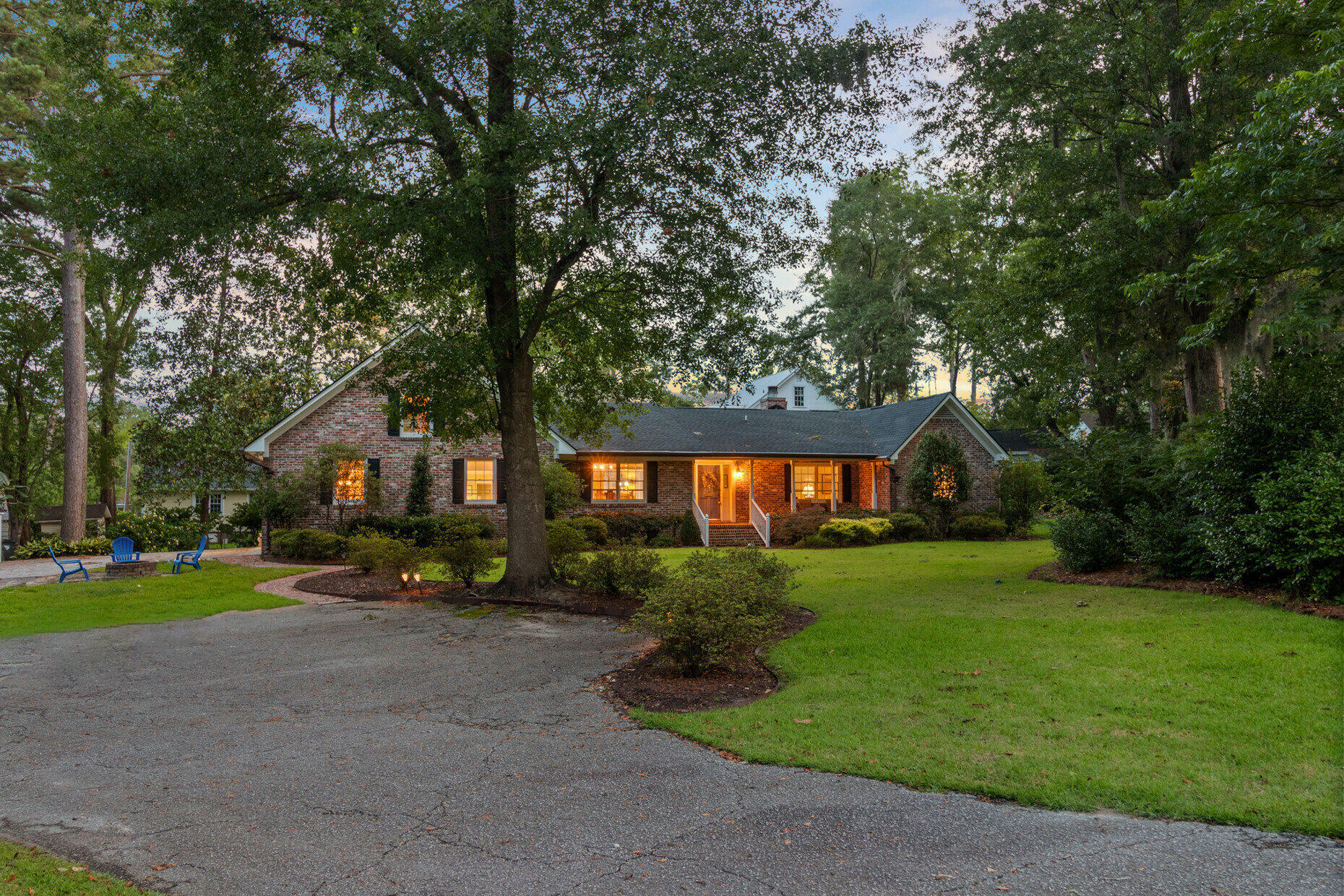 110 W 2nd South Street  Summerville SC 29483 photo