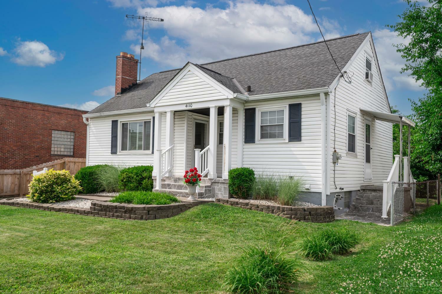 Property Photo: 4110 Oakwood OH 45236