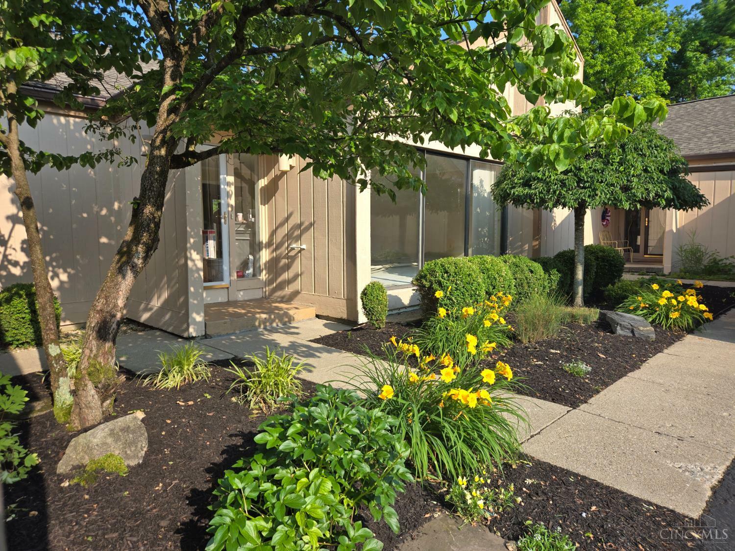 Property Photo: 8116 Timbertree Way OH 45069
