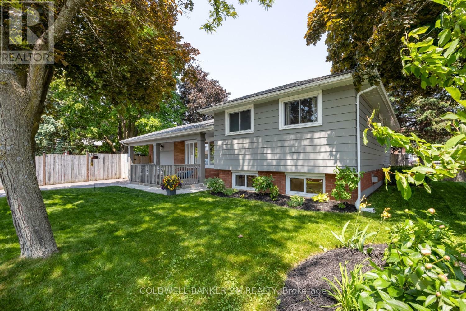Photo de la propriété: 520 Carlisle Street ON K9A 1X4