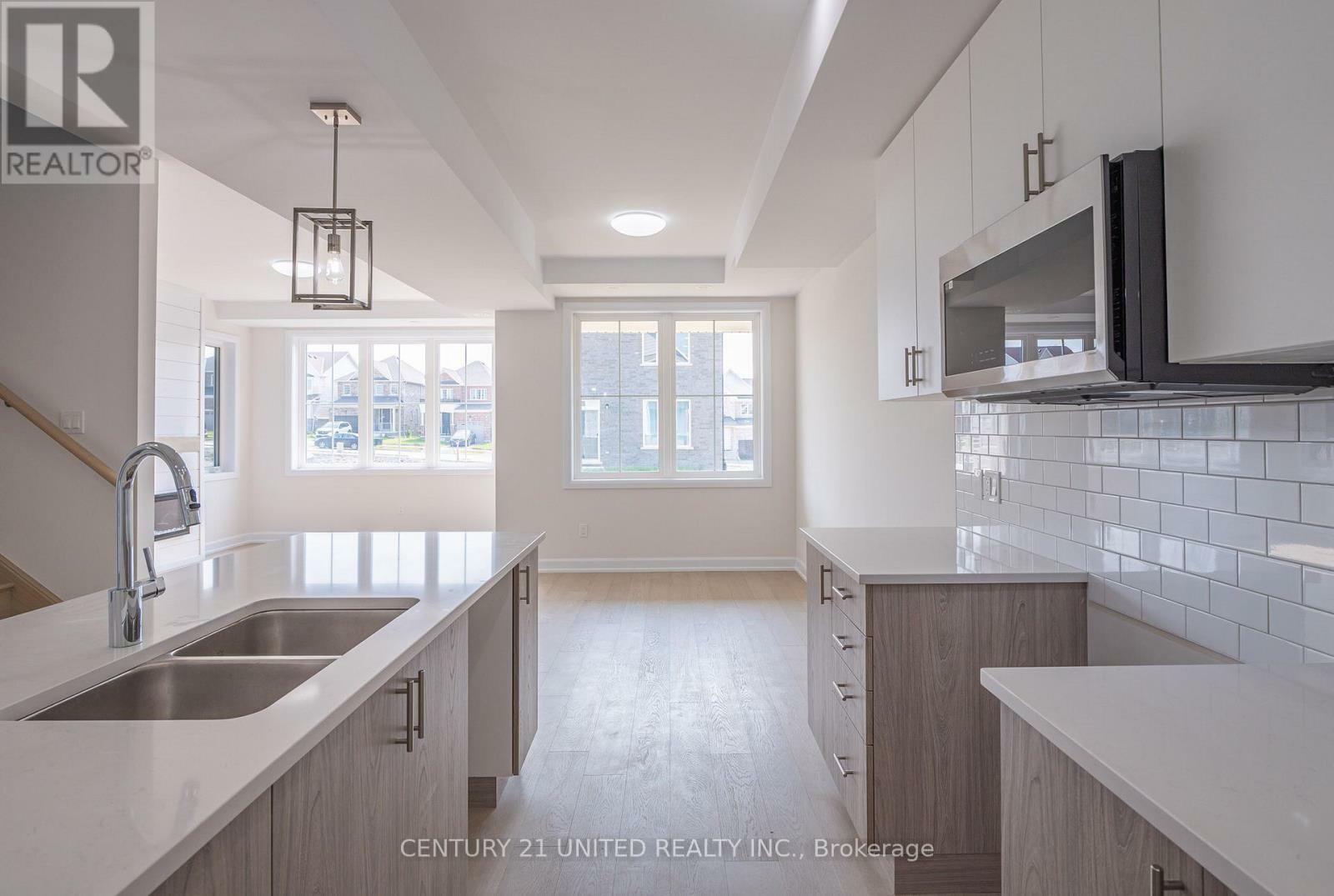 Property Photo: 307 Mullighan Gardens ON K9K 0H2