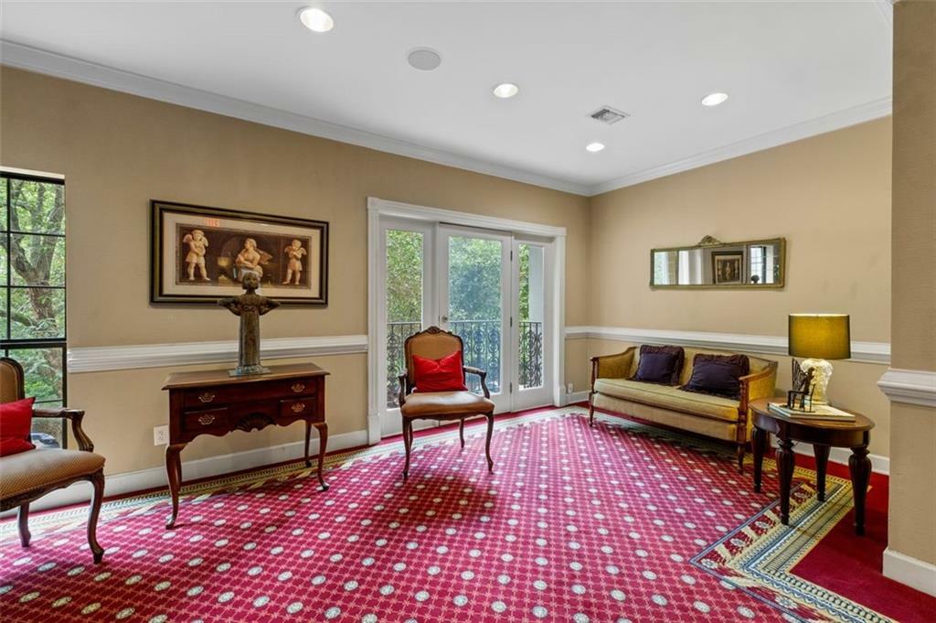 Property Photo: 3071 Lenox Road NE 19 GA 30324