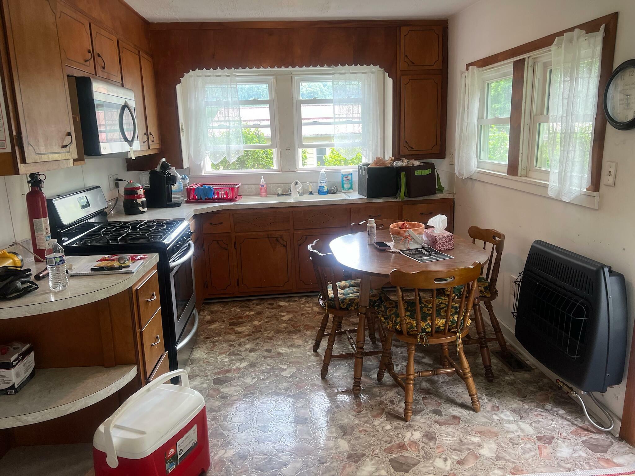 Property Photo: 239 Ccc Rd WV 25958