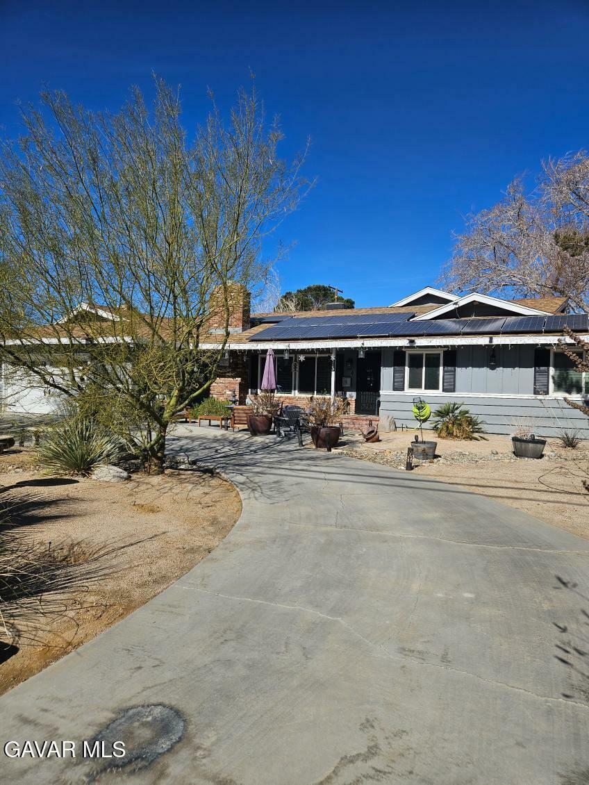 Property Photo: 1283 W Lancaster Boulevard CA 93534