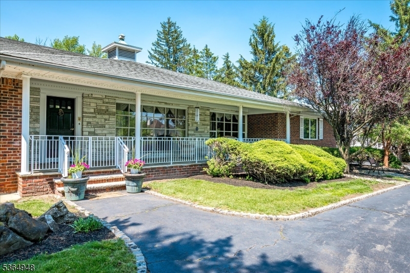 Property Photo: 75 Stratford Dr NJ 07067
