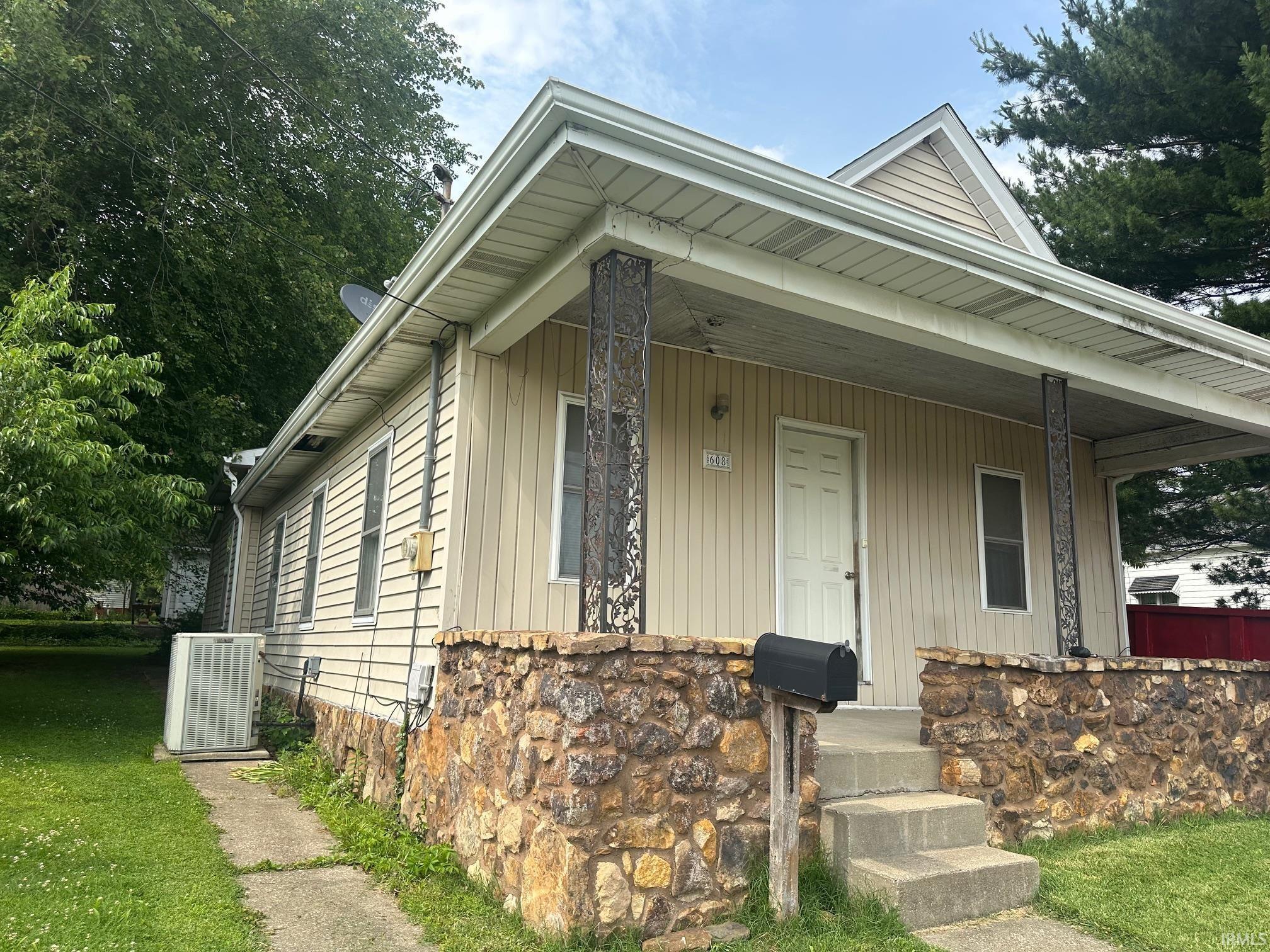 Property Photo: 608 E 8th Street IN 47542
