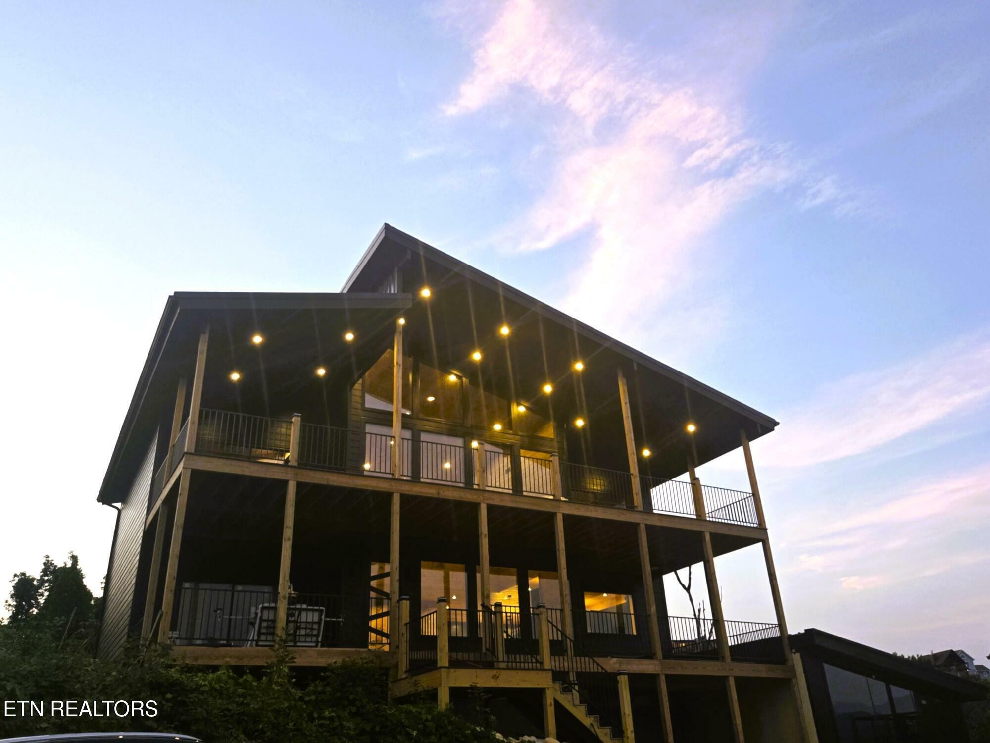 Property Photo:  743 Village Loop Rd  TN 37738 