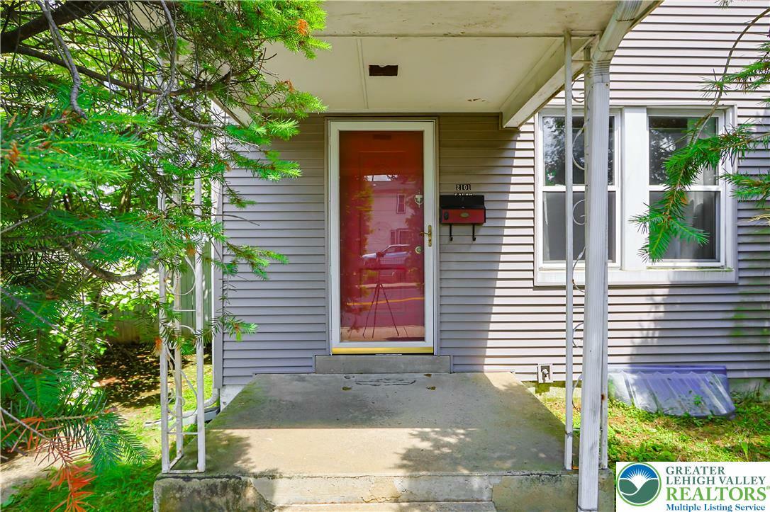 Property Photo: 2101 S 1st Avenue PA 18052