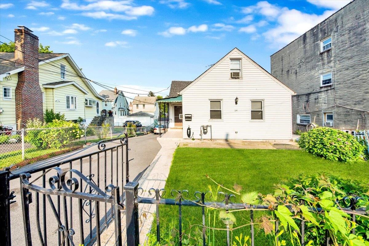 Property Photo: 19 George Place NY 10550