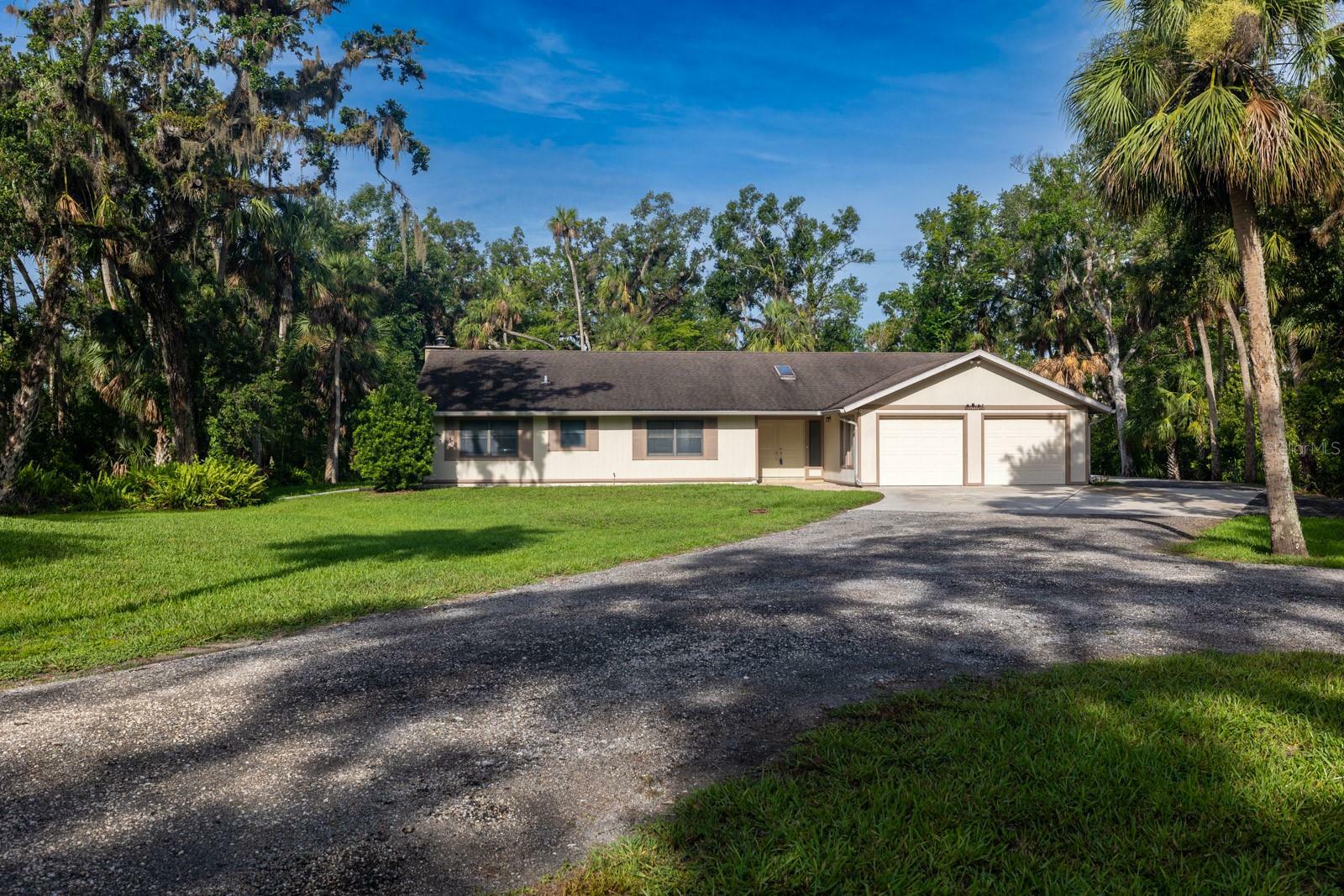 Property Photo: 3804 65th Street E FL 34208