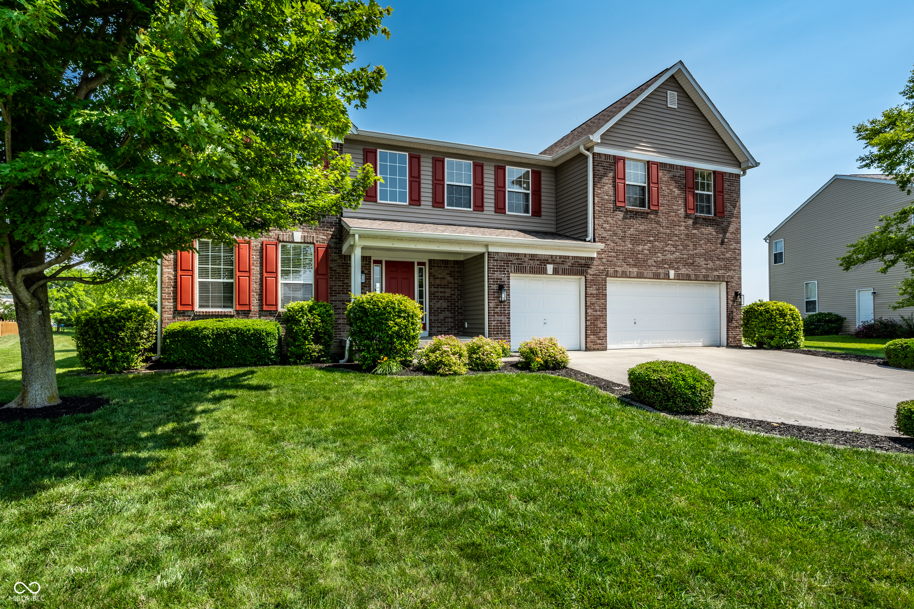 Property Photo: 2209 S Logan Drive IN 46163