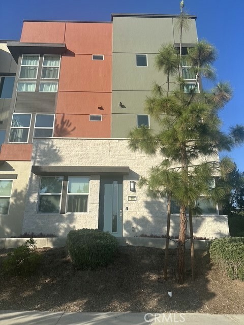 Property Photo:  1100 Epic  CA 92618 