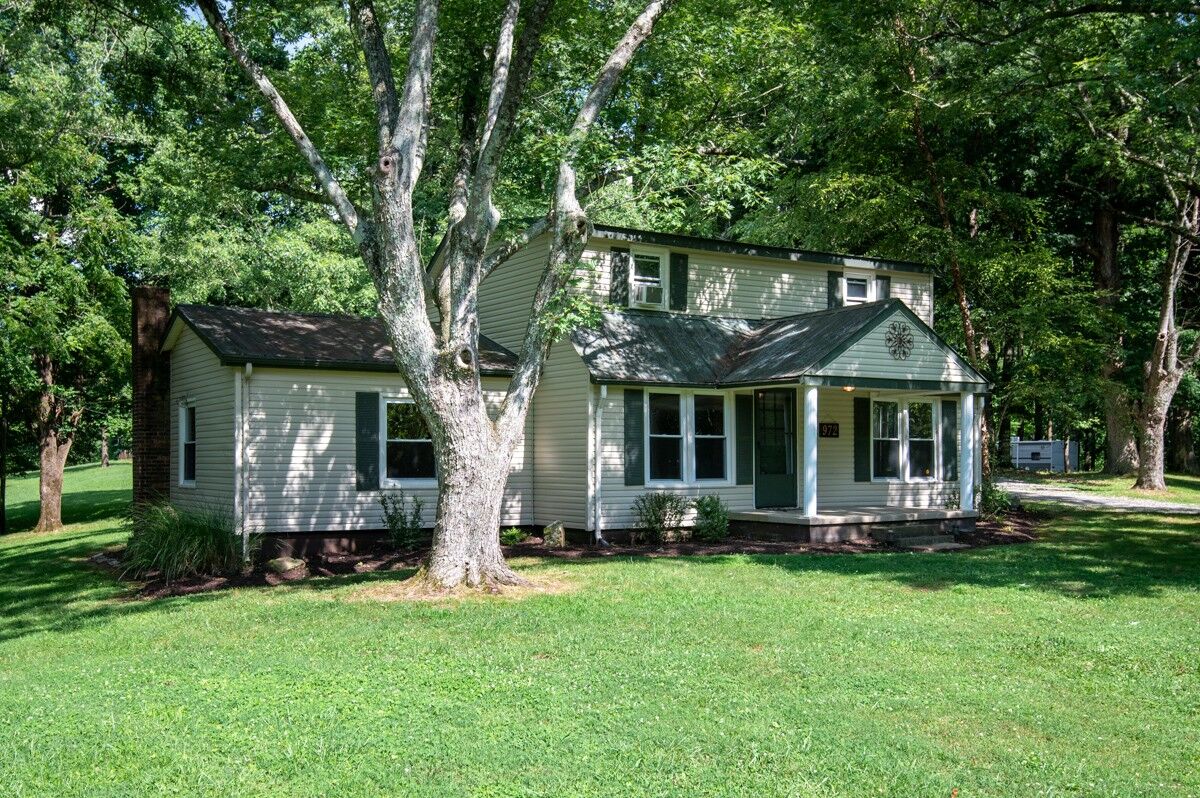 Property Photo:  972 Weeping Willow Rd  TN 37075 