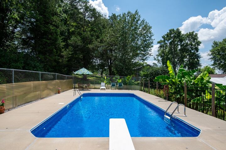 Property Photo:  237 Craigmeade Dr  TN 37214 