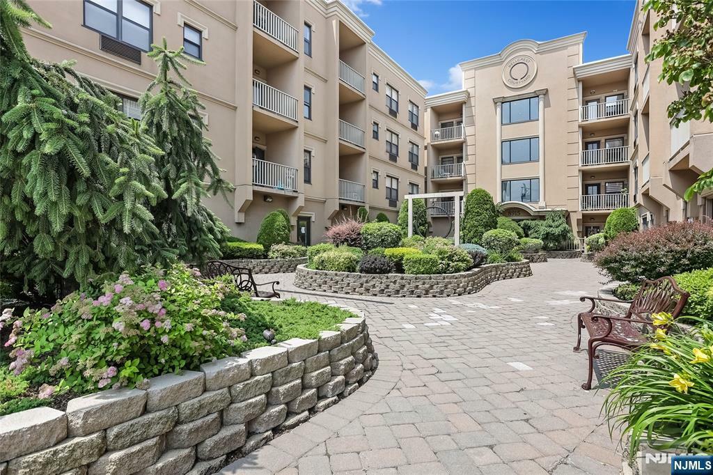 Property Photo:  8915 Bergenwood Avenue 14  NJ 07047 